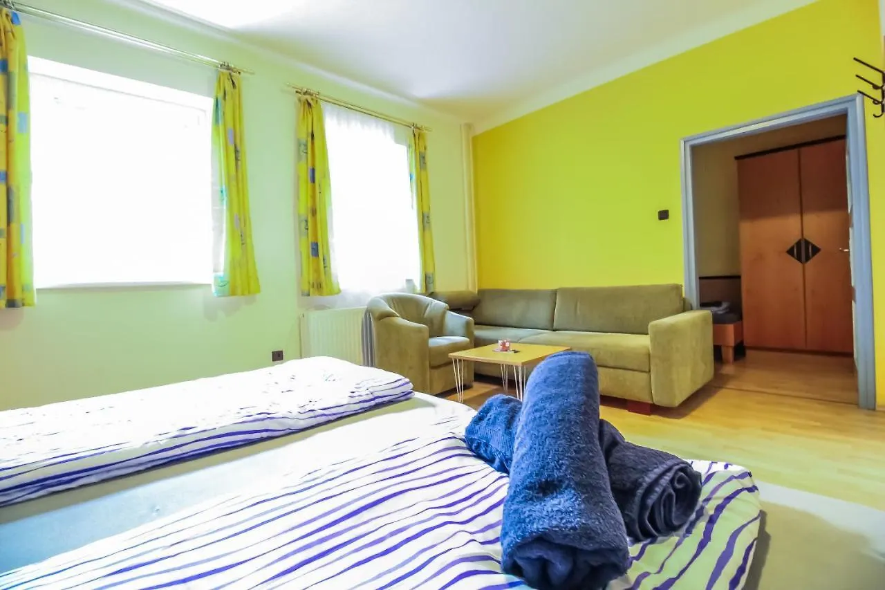 Deluxe Apartment 5P Bs Vienna 0*,  Austria